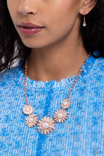 Load image into Gallery viewer, Gatsby Gallery Copper Necklace