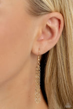 Load image into Gallery viewer, Elevated Embrace Gold Necklace