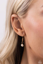 Load image into Gallery viewer, Courting Cosmopolitan Gold Necklace