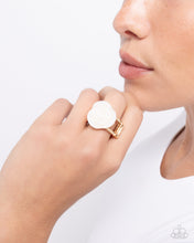 Load image into Gallery viewer, Top-SHELL Shine Gold Ring