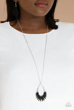 Load image into Gallery viewer, Homespun Artifact Black Necklace