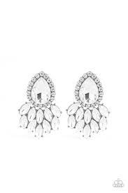 A Breath of Fresh Heir Black Earrings