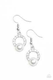 A Win Win White Earrings