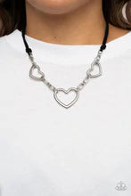 Load image into Gallery viewer, Fashionable Flirt Black Necklace