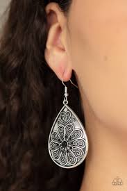 Banquet Bling Black Earrings
