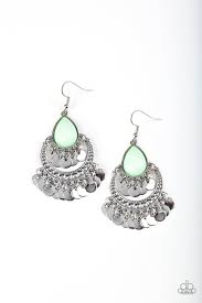 Bodaciously Boho Green Earrings