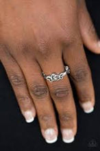 Load image into Gallery viewer, Butterfly Blessing Silver Skinny Band Ring