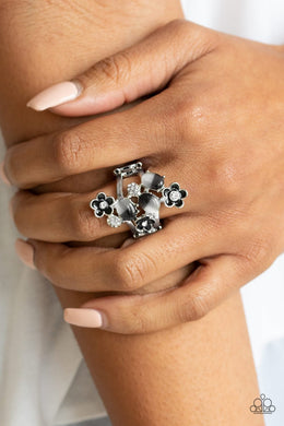Daisy Delight Black Ring - Angie's $5.00 Bling