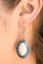 Load image into Gallery viewer, Desert Harvest White Earrings