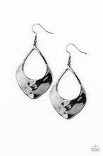 Load image into Gallery viewer, Dig Your Heels In Black Earrings