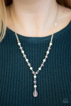 Load image into Gallery viewer, Diva Deluxe Pink Necklace