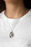 Load image into Gallery viewer, Sparkle All the Way Green Necklace