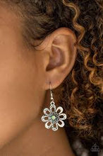 Load image into Gallery viewer, Fashion Floret Green Earrings