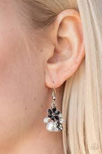 Load image into Gallery viewer, Floral Oasis Black Earrings