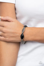 Load image into Gallery viewer, Garden Rendezvous Black Bracelet