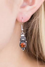 Load image into Gallery viewer, Glittering Grandeur Brown Earrings
