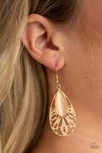 Load image into Gallery viewer, Glowing Tranquility Gold Earrings