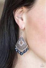 Load image into Gallery viewer, Gracefully Gatsby Blue Earrings