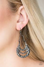 Load image into Gallery viewer, Hang Zen Black Earrings