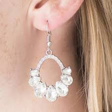 Load image into Gallery viewer, Kissable Shimmer White Earrings