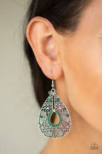 Load image into Gallery viewer, Malibu Gardens Green Earrings