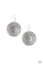 Load image into Gallery viewer, Mandala Mandalay White Earrings