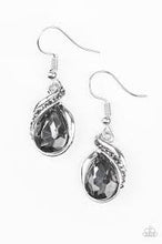 Load image into Gallery viewer, Marvelous Marvel Silver Earrings