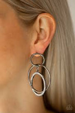 Load image into Gallery viewer, Metro Bliss Black Earrings