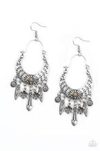 Load image into Gallery viewer, Nature Escape Orange Earrings