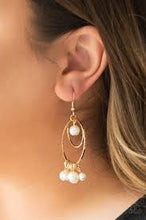 Load image into Gallery viewer, New York Attraction Gold Earrings