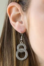 Load image into Gallery viewer, Perfect Zen Silver Earrings