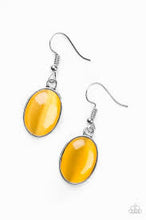 Load image into Gallery viewer, Pool Hoppin Yellow Earrings