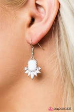 Load image into Gallery viewer, Portland Party White Earrings