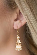 Load image into Gallery viewer, Push Your Luxe Gold Earrings