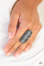 Load image into Gallery viewer, Record Breaking Ripple Black Ring - Angie's $5.00 Bling
