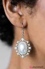 Load image into Gallery viewer, Red Carpet Romance Silver Earrings