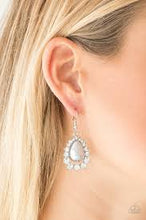 Load image into Gallery viewer, Regal Renewal Silver Earrings