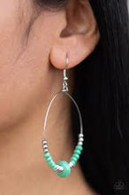 Load image into Gallery viewer, Retro Rural Green Earrings