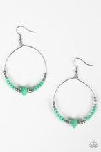 Load image into Gallery viewer, Retro Rural Green Earrings