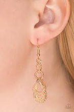 Load image into Gallery viewer, Romantic Radiance Gold Earrings