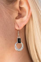 Load image into Gallery viewer, Seeing Superstars Black Earrings