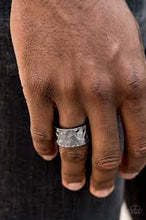 Load image into Gallery viewer, Self Made Man Black Men&#39;s Ring