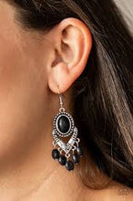 Load image into Gallery viewer, Southern Sandstone Black Earrings