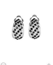 Load image into Gallery viewer, Sparkling Shells Black Clip On Earrings