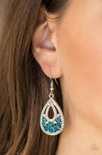 Load image into Gallery viewer, Sparkling Stardom Blue Earrings