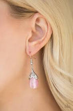 Load image into Gallery viewer, Spring Dew Pink Earrings
