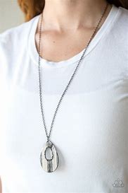 Stop, Teardrop and Roll Pink Necklace