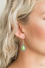 Load image into Gallery viewer, Summer Vacay Green Earrings
