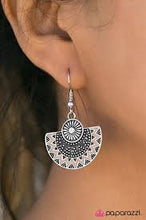 Load image into Gallery viewer, Tahitian Cruise Brown Earrings