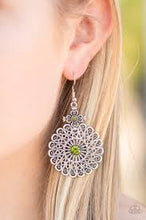 Load image into Gallery viewer, That Wheel Do Green Earrings